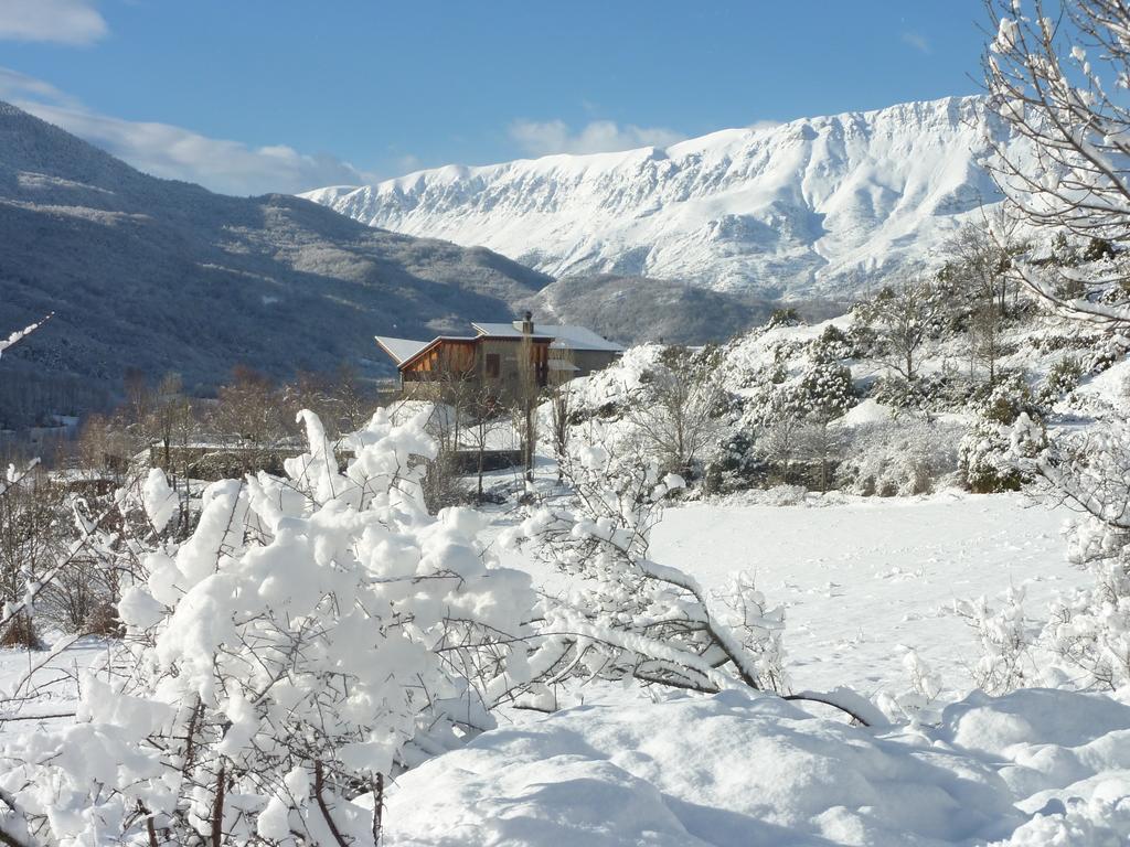 Penzion La Llardana Benasque Exteriér fotografie