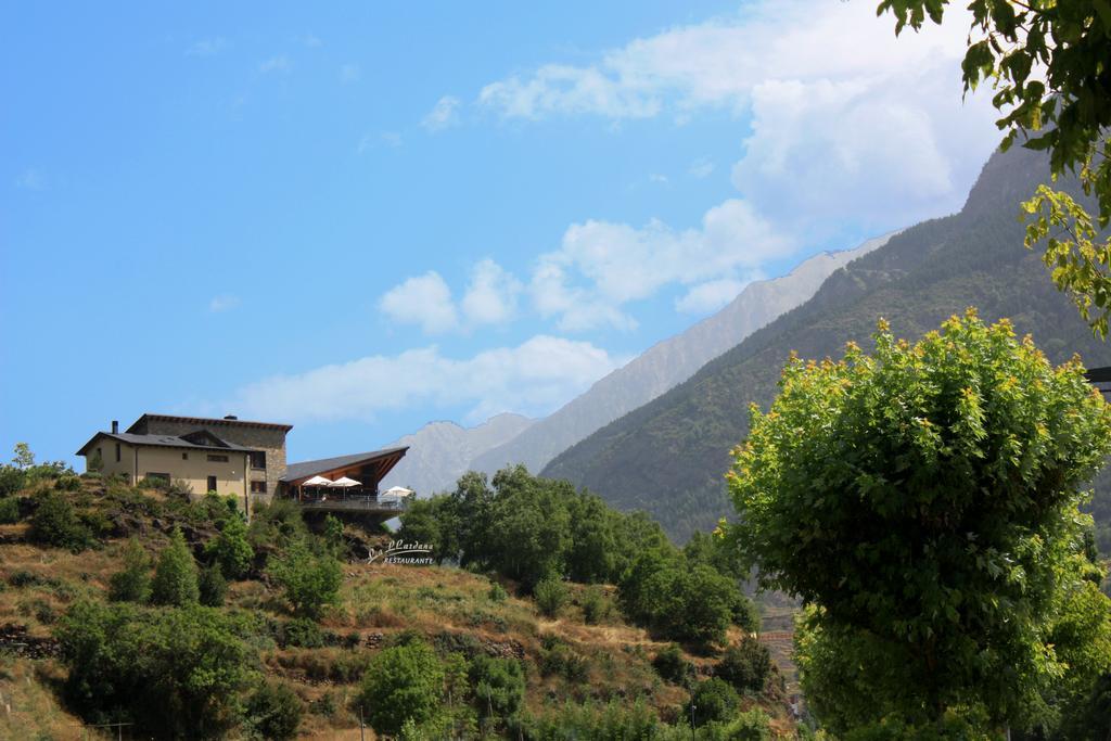 Penzion La Llardana Benasque Exteriér fotografie