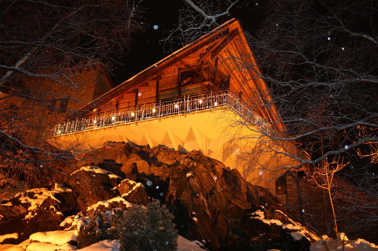 Penzion La Llardana Benasque Exteriér fotografie